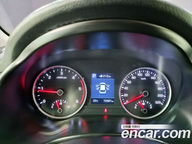 Kia Stonic 2018 — photo 16