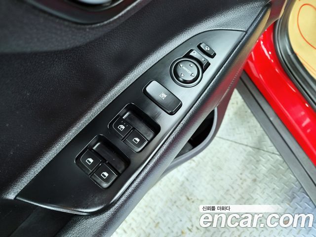 Kia Stonic 2018 — photo 17