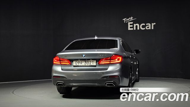 BMW 5-Series 2018 — photo 4
