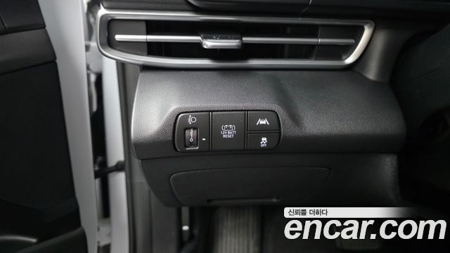 Hyundai AVANTE 2023 — photo 24