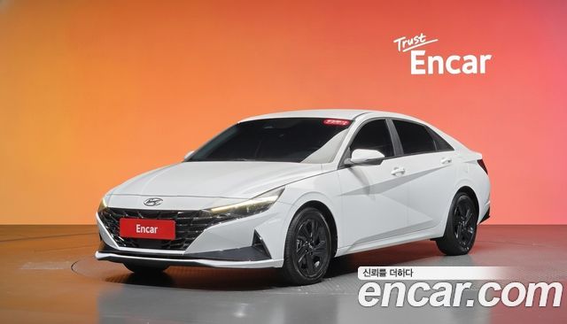 Hyundai AVANTE 2023 — photo 1