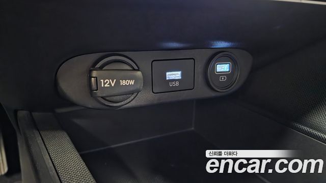 Hyundai AVANTE 2023 — photo 27