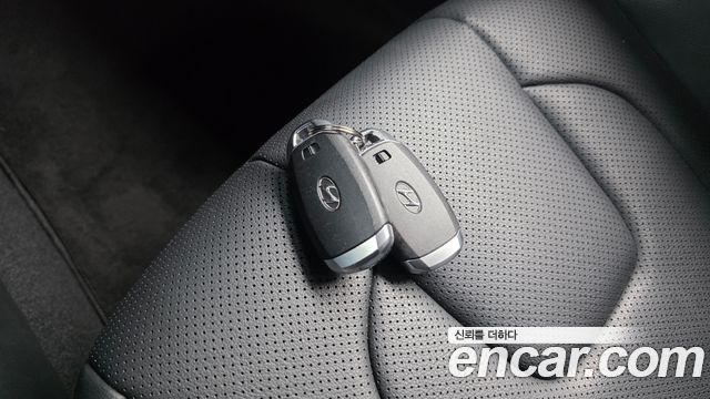 Hyundai AVANTE 2023 — photo 30