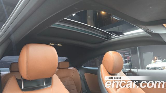Mercedes-Benz C-Class 2017 — photo 19