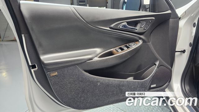 Chevrolet Korea Malibu 2017 — photo 14