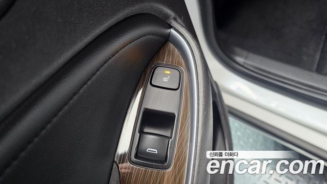 Chevrolet Korea Malibu 2017 — photo 31