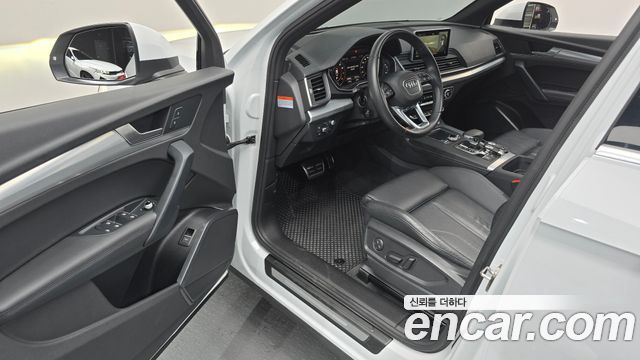 Audi Q5 2020 — photo 13
