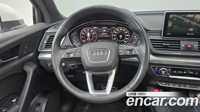 Audi Q5 2020 — photo 19