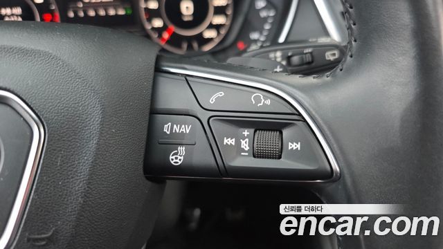 Audi Q5 2020 — photo 23