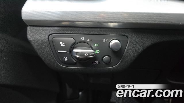 Audi Q5 2020 — photo 26