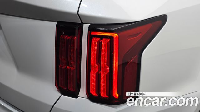 Kia Sorento 2022 — photo 9