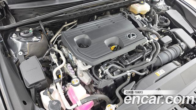 Lexus ES 2022 — photo 6