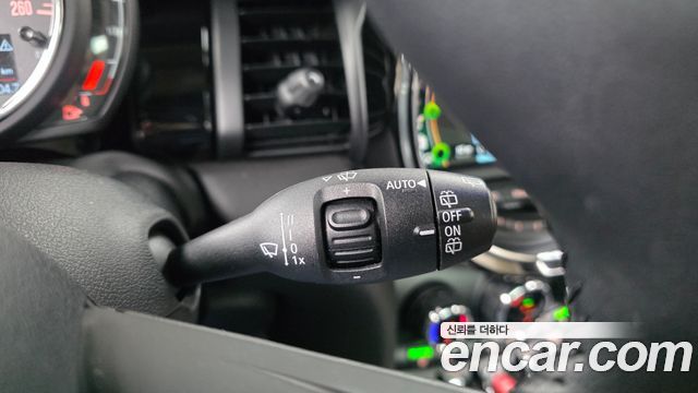 Mini Cooper 2020 — photo 25