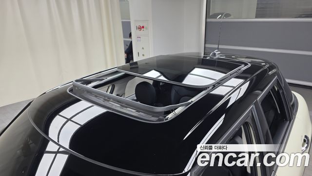 Mini Cooper 2020 — photo 27