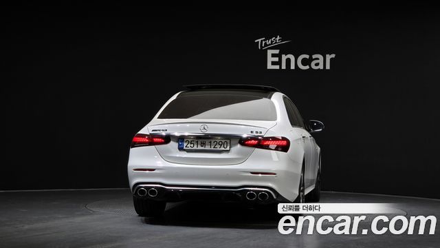 Mercedes-Benz E-Class 2021 — photo 4