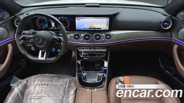 Mercedes-Benz E-Class 2021 — photo 10