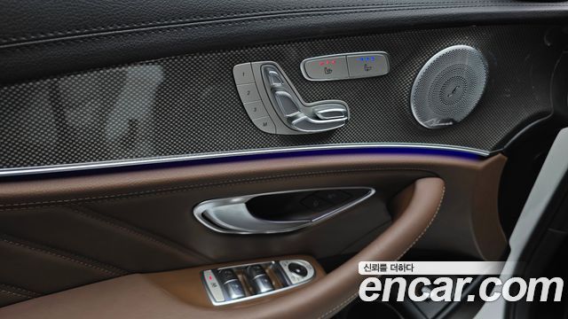 Mercedes-Benz E-Class 2021 — photo 27