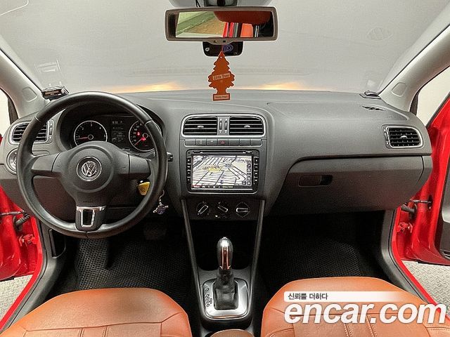 Volkswagen Polo 2014 — photo 7