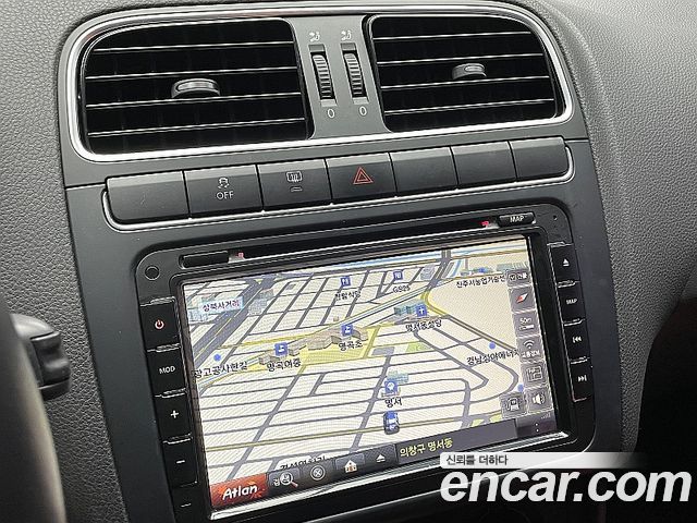 Volkswagen Polo 2014 — photo 13