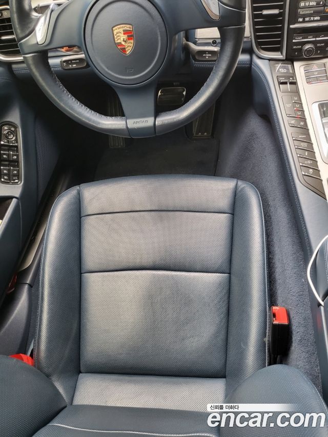 Porsche Panamera 2010 — photo 10