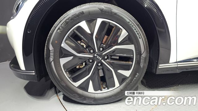 Kia EV6 2024 — photo 5