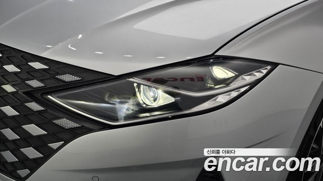 Hyundai Grandeur 2023 — photo 8