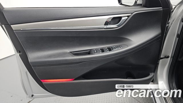 Hyundai Grandeur 2023 — photo 14