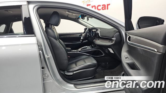 Hyundai Grandeur 2023 — photo 16