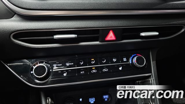 Hyundai Sonata 2021 — photo 28