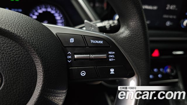 Hyundai Sonata 2021 — photo 32