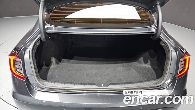 Hyundai Sonata 2021 — photo 36