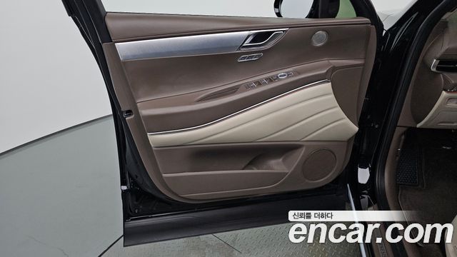 Genesis GV80 2022 — photo 14