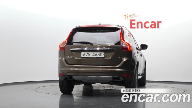 Volvo XC60 2016 — photo 4