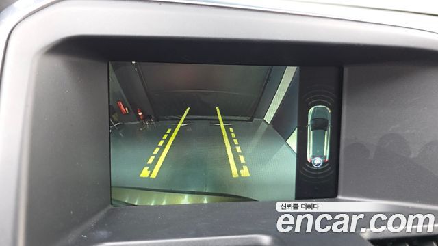 Volvo XC60 2016 — photo 15