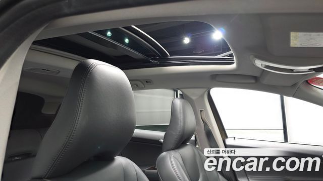 Volvo XC60 2016 — photo 18