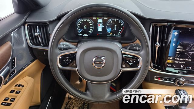 Volvo S90 2020 — photo 19