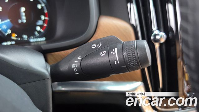 Volvo S90 2020 — photo 27