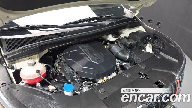 Kia Canival 2021 — photo 6
