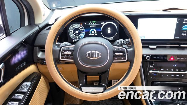 Kia Canival 2021 — photo 18