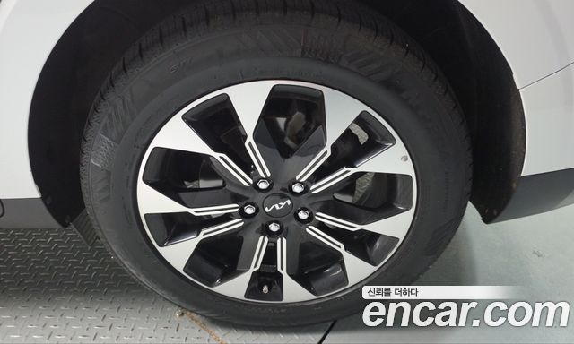 Kia Canival 2021 — photo 7