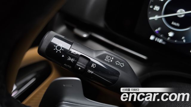 Kia Canival 2021 — photo 30