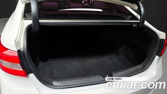 Hyundai Sonata 2017 — photo 25
