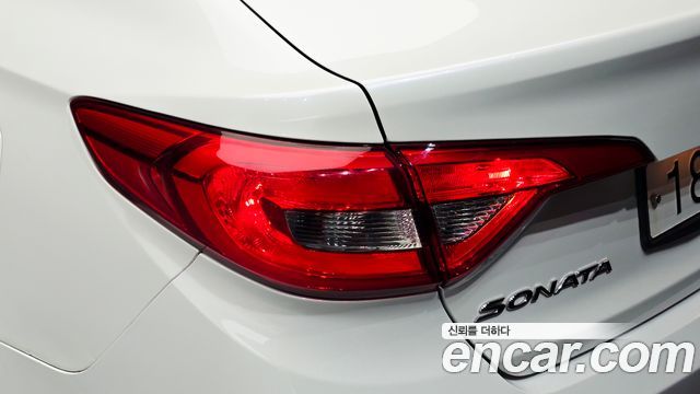Hyundai Sonata 2017 — photo 9