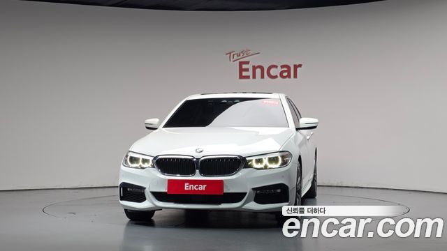 BMW 5-Series 2018 — photo 3