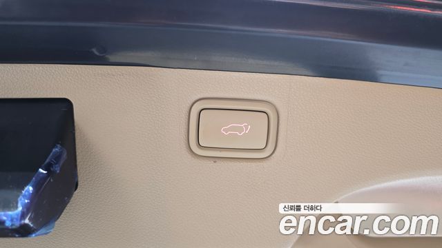 Kia Canival 2020 — photo 27