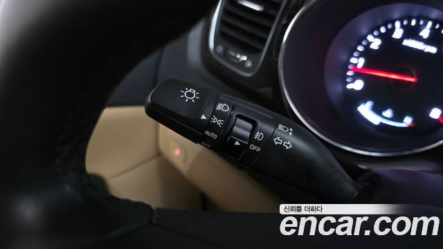 Kia Canival 2020 — photo 34