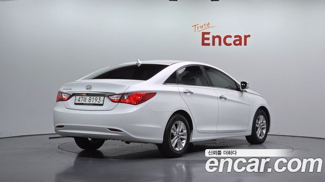 Hyundai Sonata 2012 — photo 2