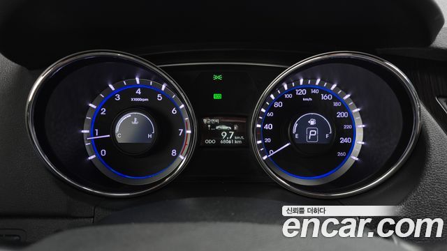 Hyundai Sonata 2012 — photo 11