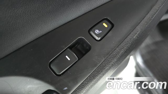 Hyundai Sonata 2012 — photo 25