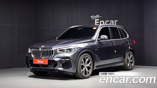 BMW X5 2022 — photo 1
